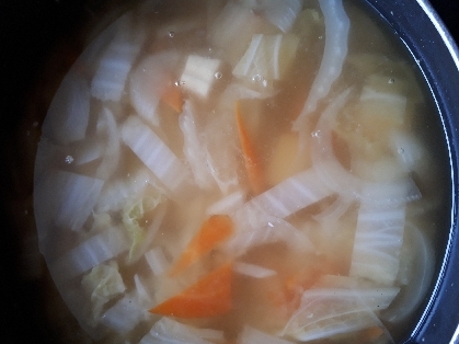 白菜の白味噌スープ