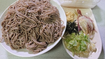 ピリリ！辛み大根おろしdeざる蕎麦