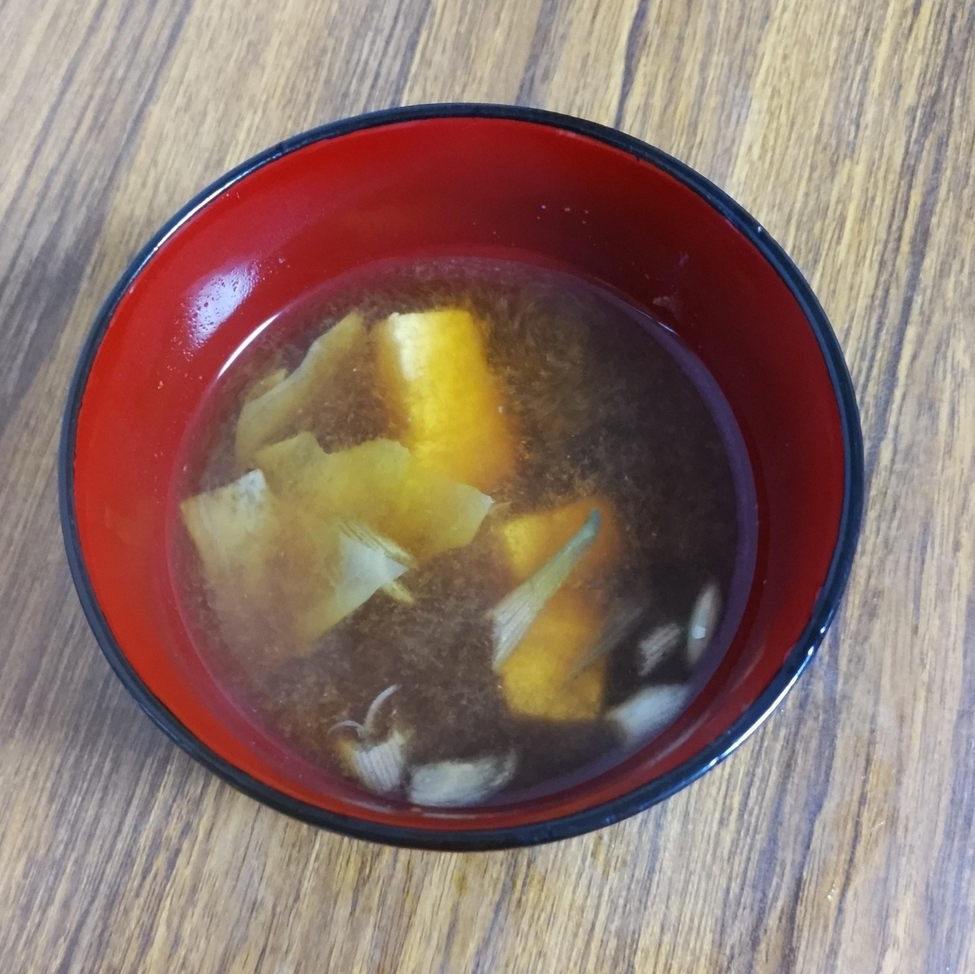 豆腐・キャベツ・みょうがの味噌汁