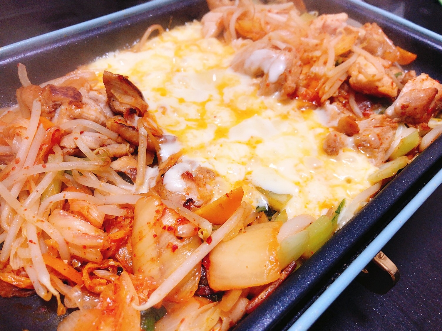 ホットプレートでおうちチーズタッカルビ レシピ 作り方 By Kana 12 楽天レシピ ホットプレートでおうちチーズタッカルビ レシピ 作り方 By Kana 12 楽天レシピ