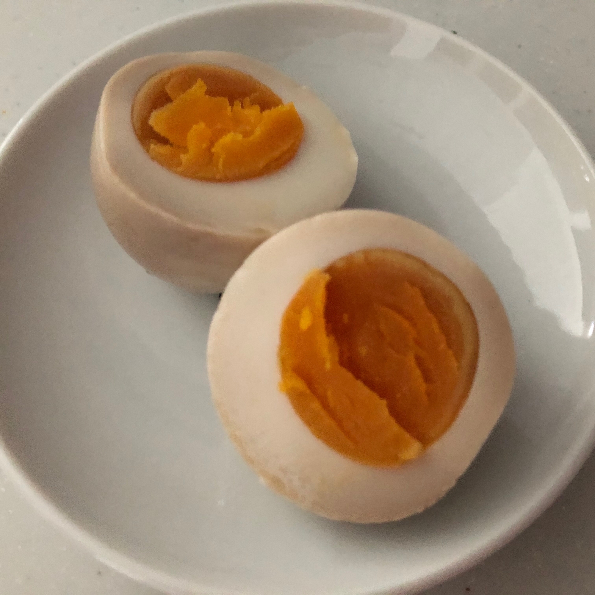 麺つゆで簡単!ごま油が決め手の煮卵