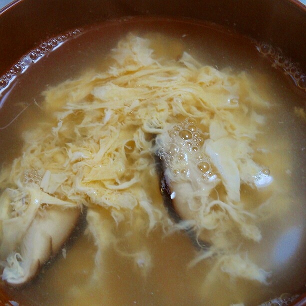 朝食にぜひ！！椎茸と卵のスープ