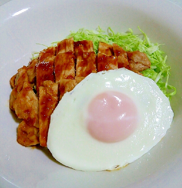 夏ご飯☆ピリ辛スタミナ丼