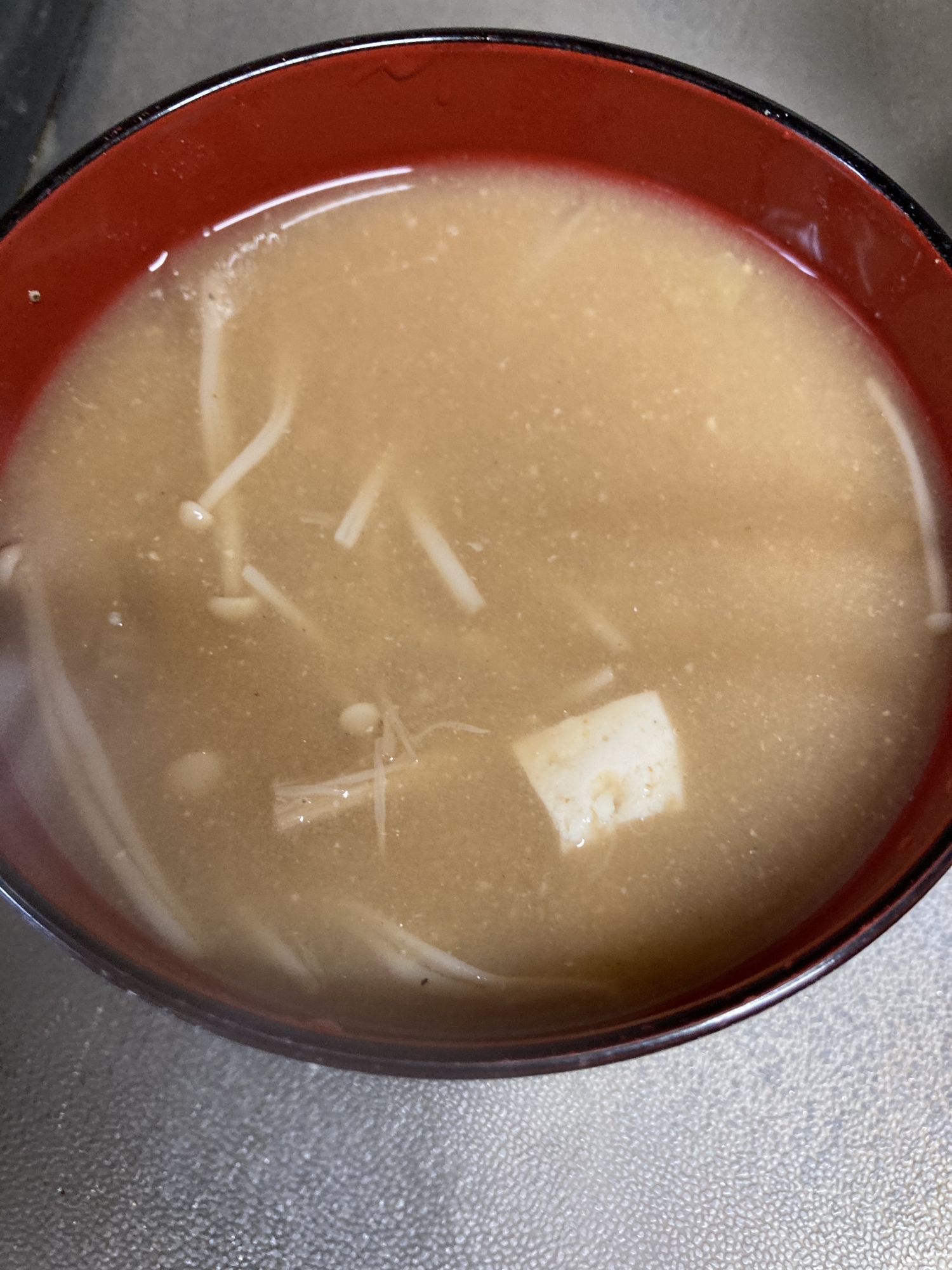 豆腐とえのきのミックス味噌の味噌汁