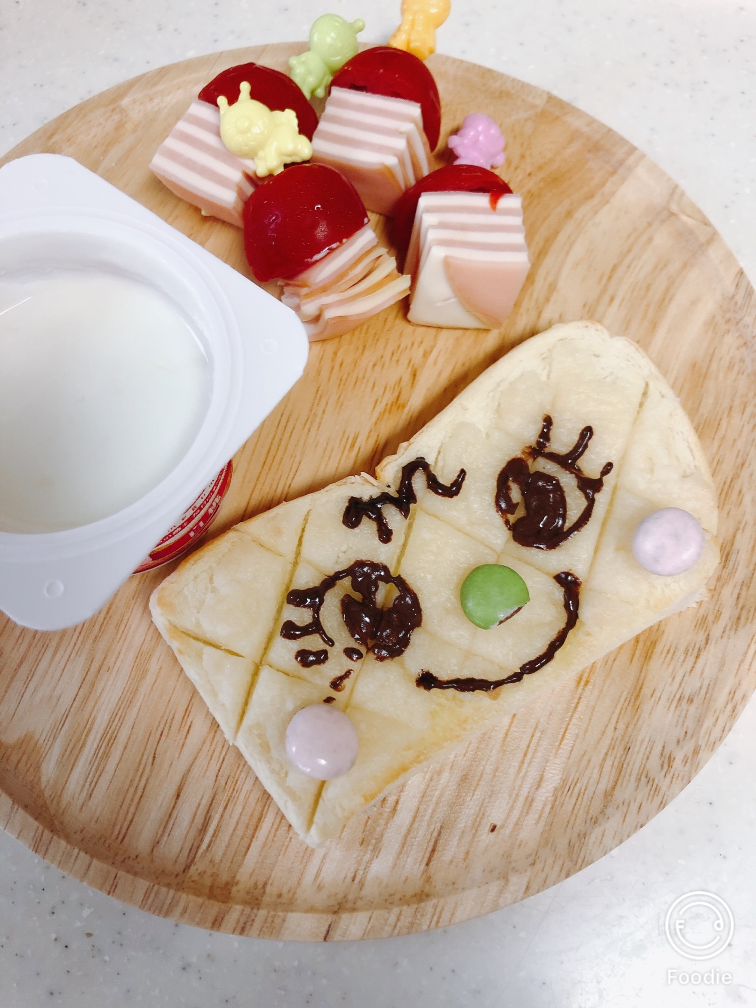 メロンパントーストでメロンパンナちゃん 子供喜ぶ レシピ 作り方 By ロカボ こどもごはん さっちょ 楽天レシピ