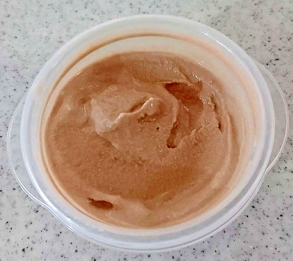 家庭で作るチョコレートのアイスクリーム