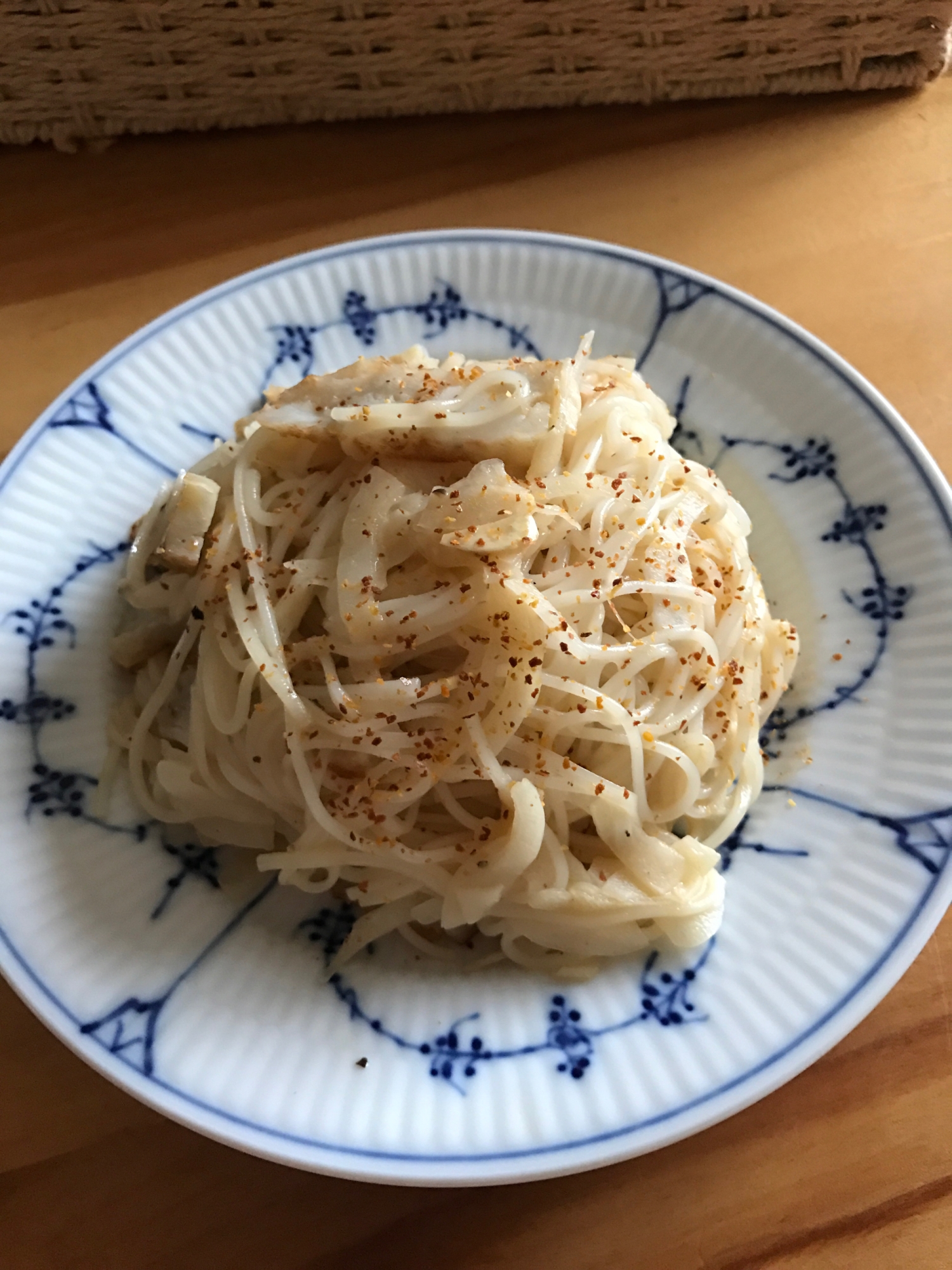 イカ入りさつま揚げのそうめんチャンプルー