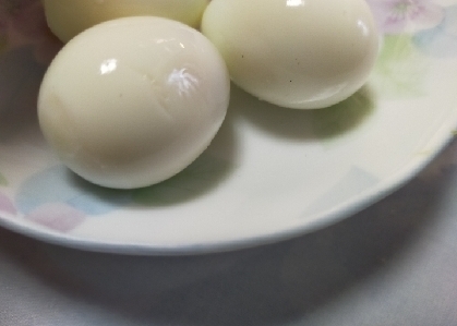 ゆで卵の殻をむきやすくする方法⑤