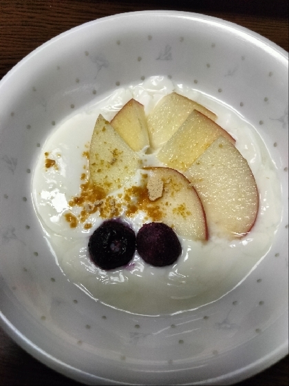 フルーツきな粉ヨーグルト