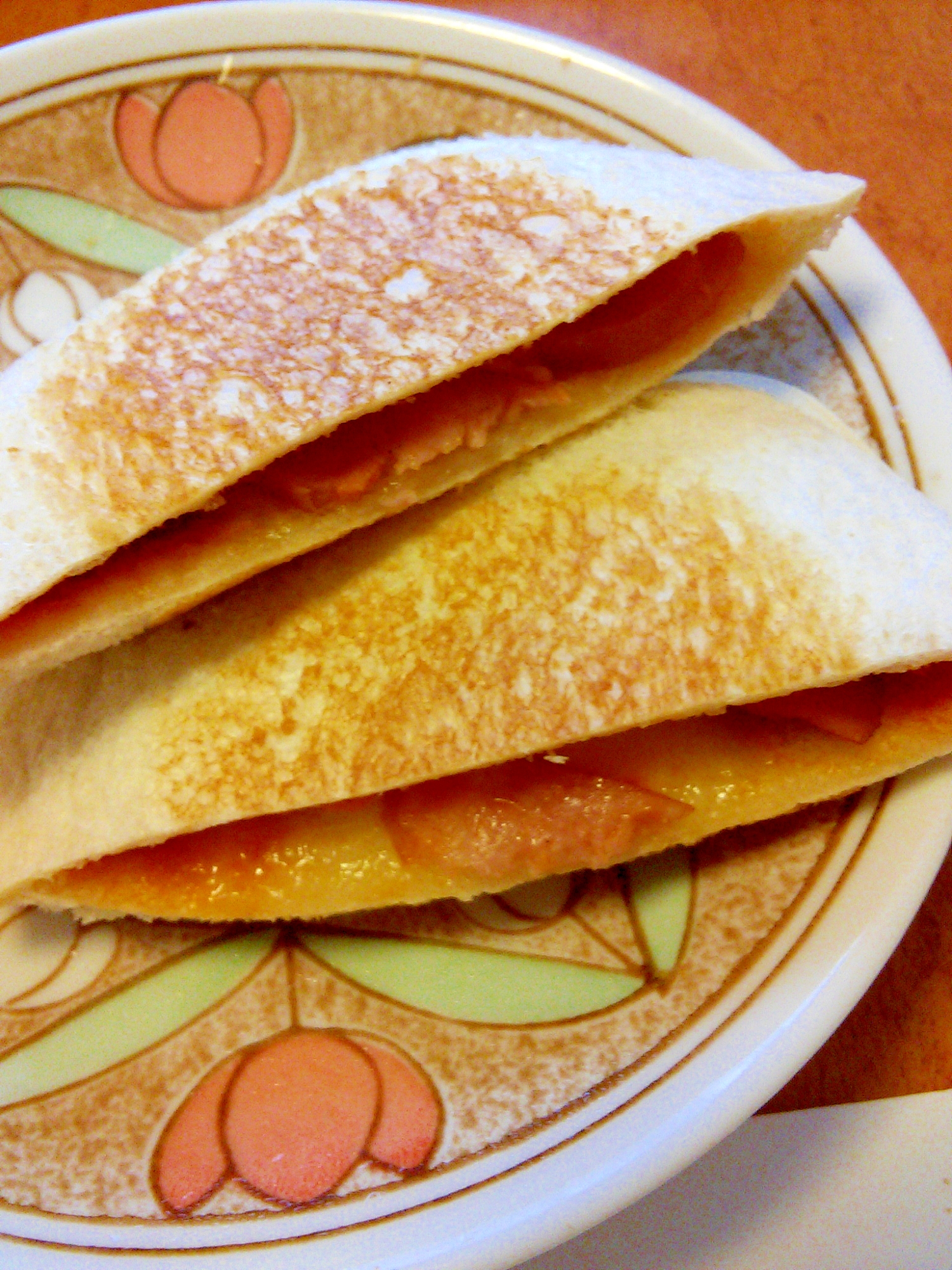 簡単☆ホットサンド☆ウインナーとチーズの朝ごパン
