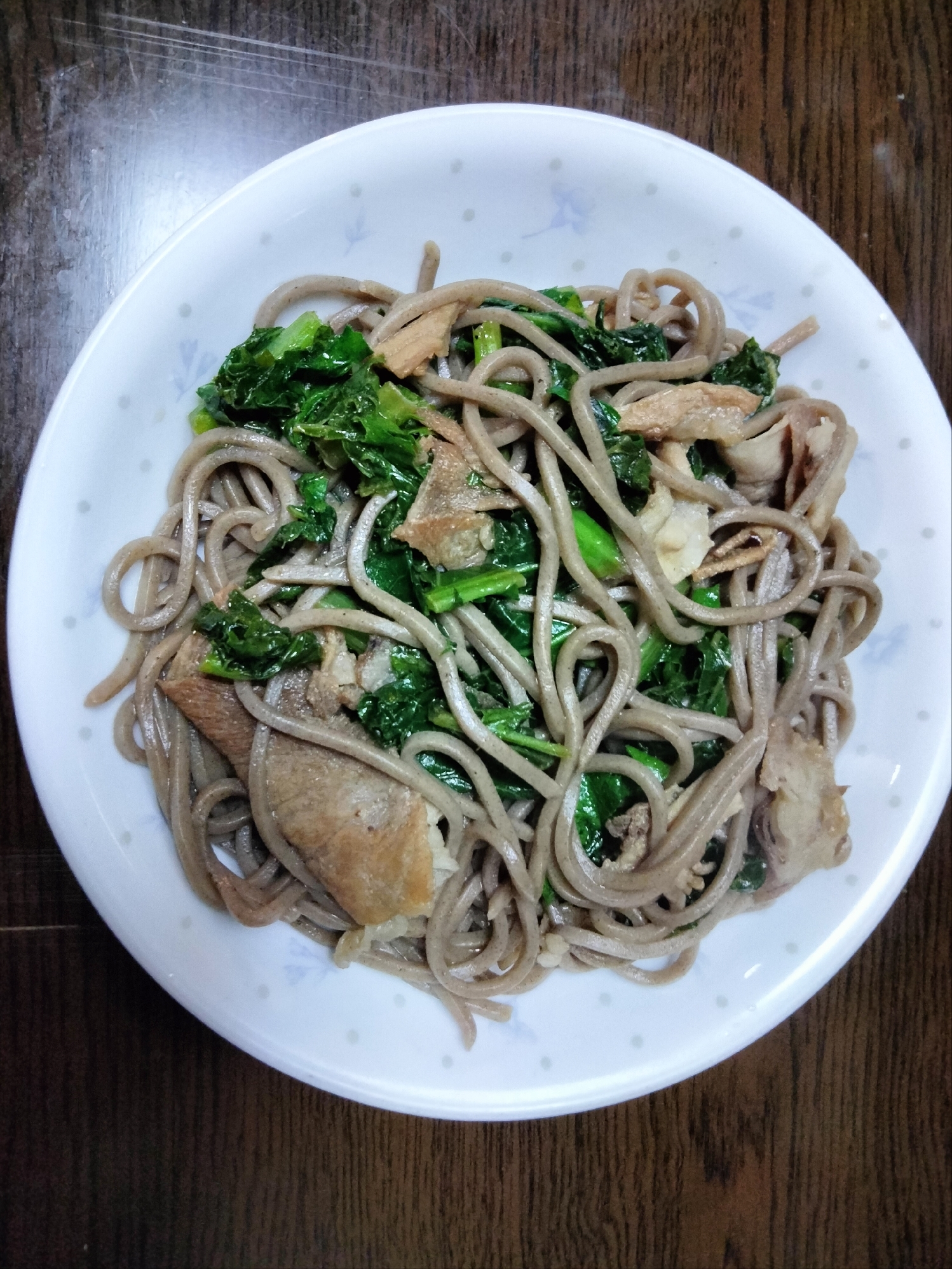 和そばで焼きそば 豚こま&大根葉