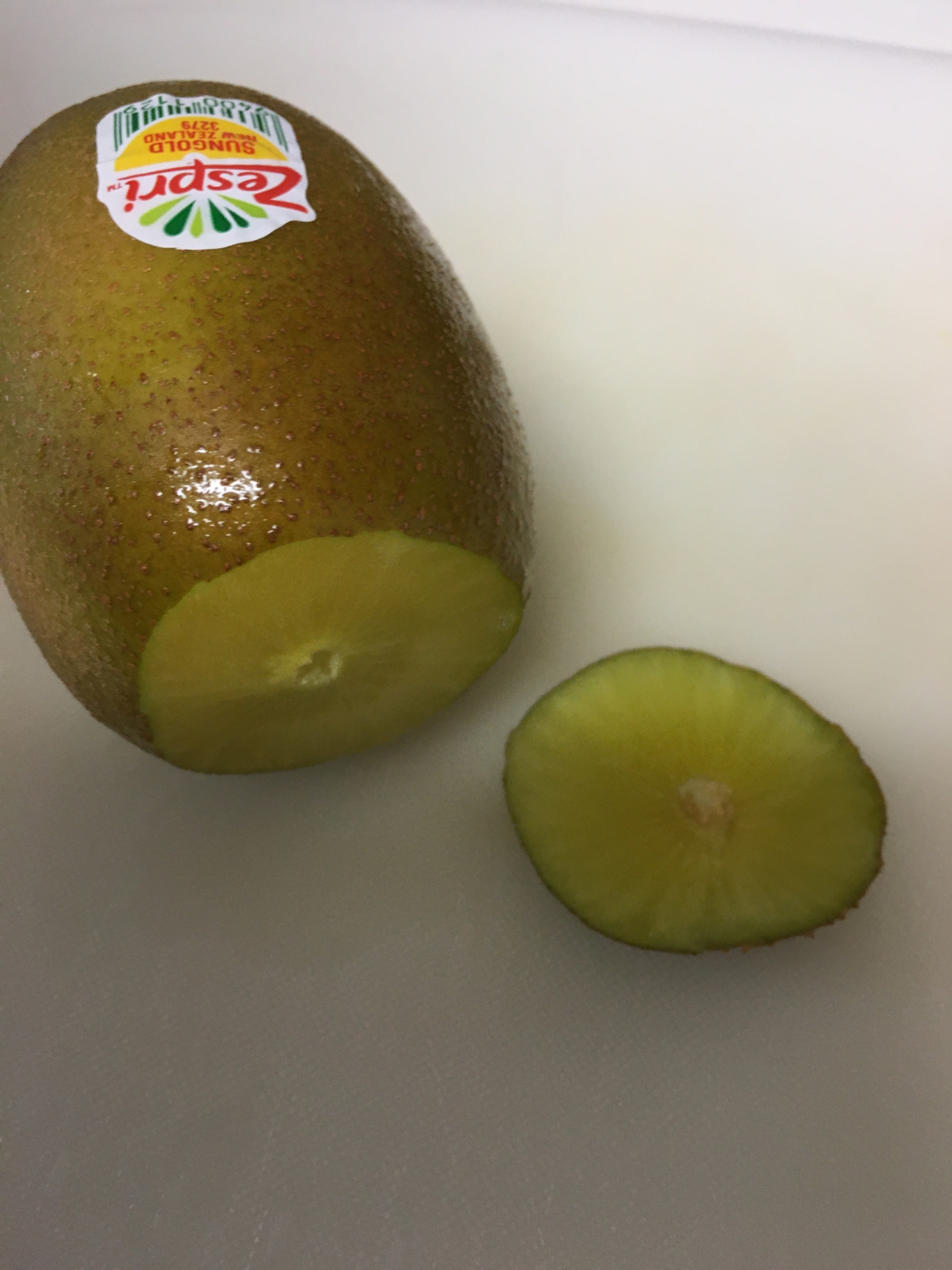 基本!キウイの切り方よ☆