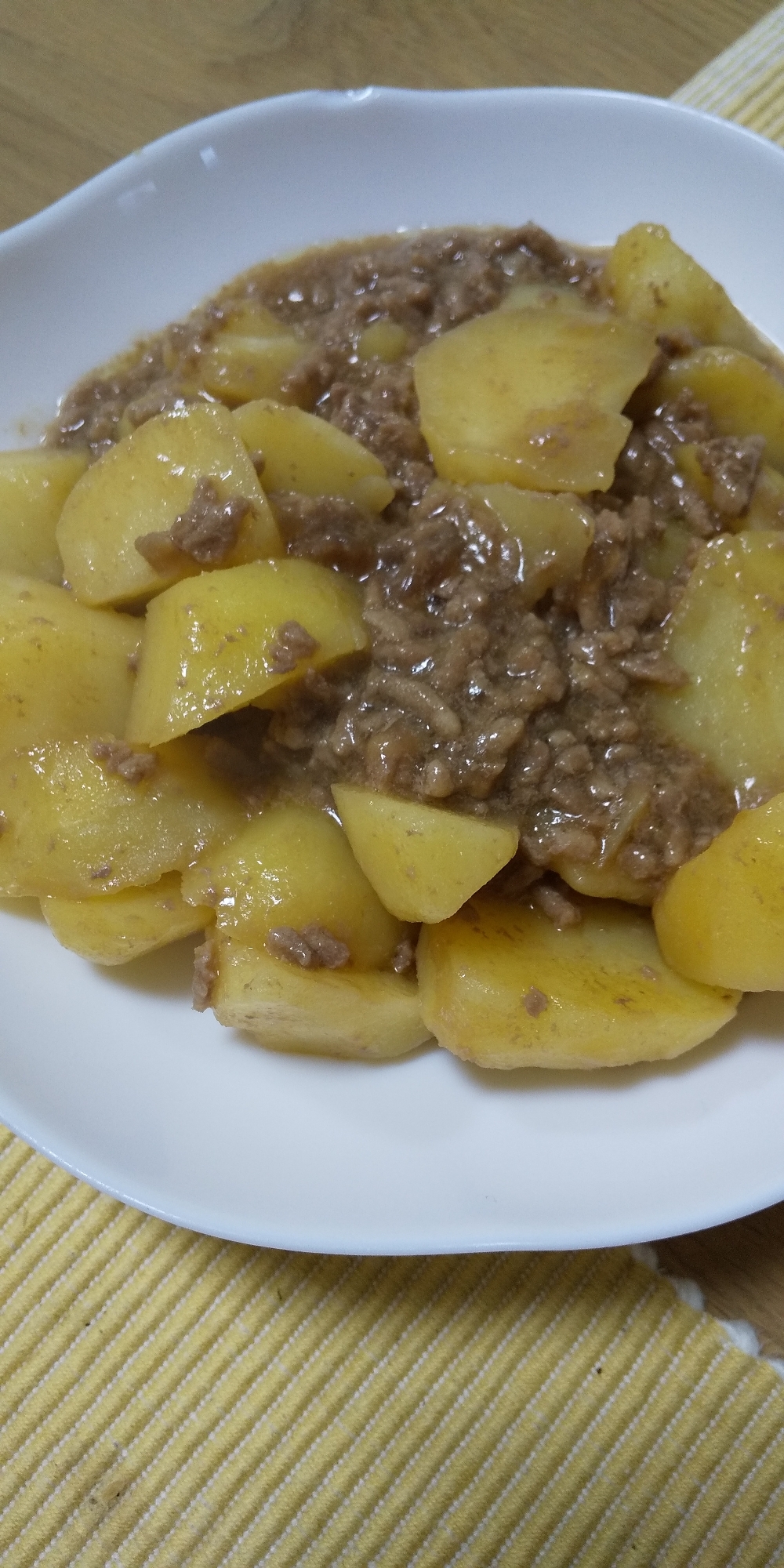 レンジで簡単‼️じゃがいもの挽き肉あんかけ