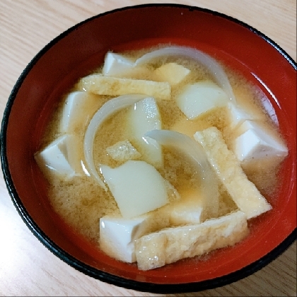 豆腐揚げじゃがたま味噌汁