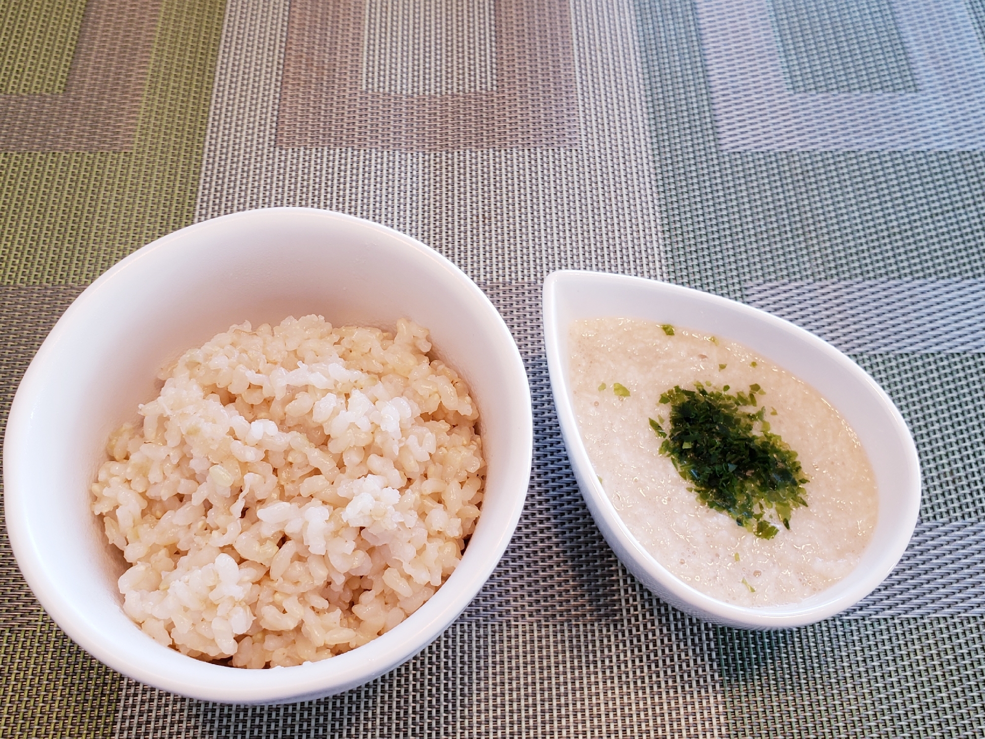 玄米とろろご飯 レシピ 作り方 By のりばあ 楽天レシピ 玄米とろろご飯 レシピ 作り方 By のりばあ 楽天レシピ