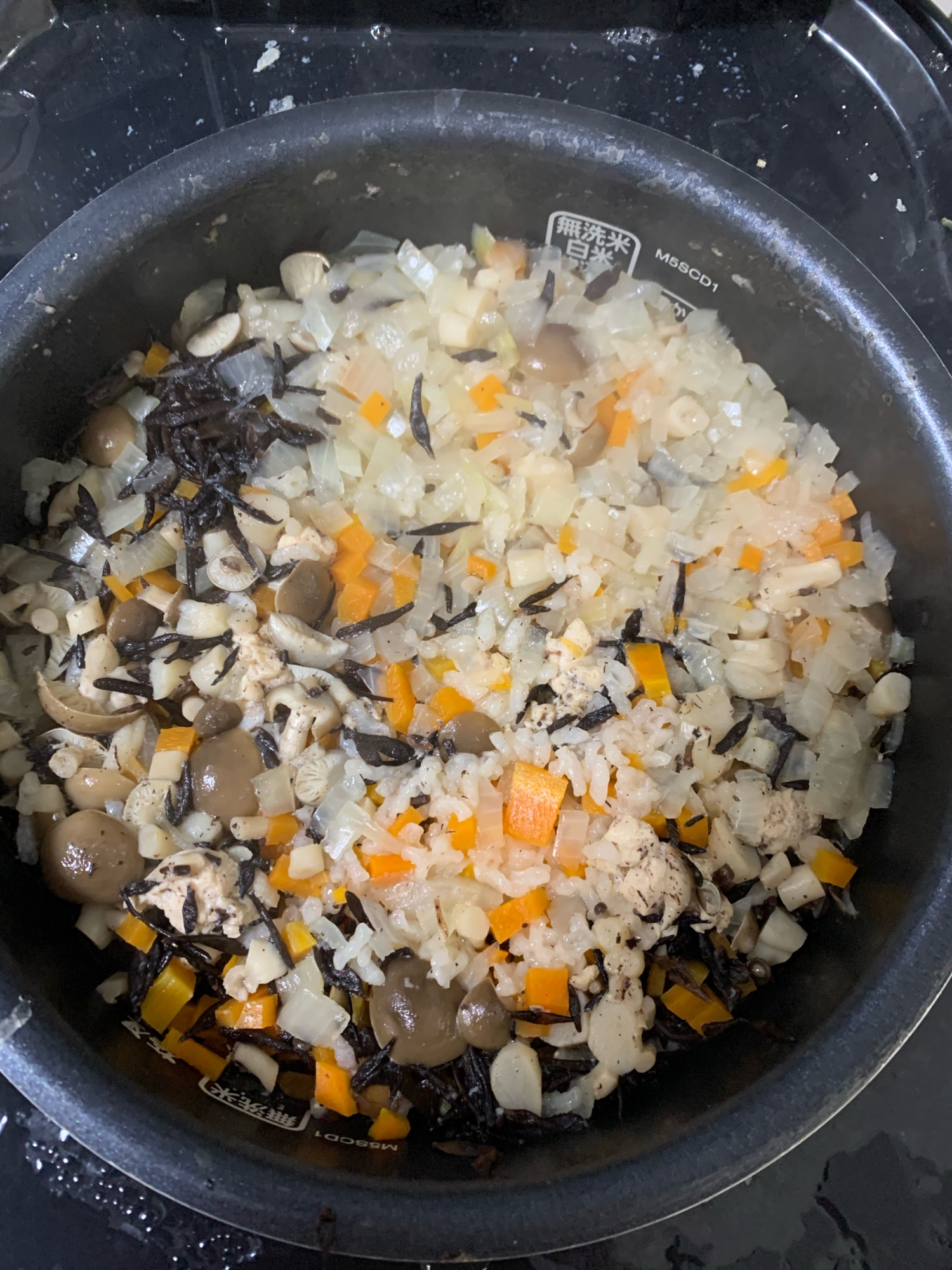 離乳食後期から ひじきとささみの炊き込みご飯 レシピ 作り方 By Yopipi 楽天レシピ 離乳食後期から ひじきとささみの炊き込みご飯 レシピ 作り方 By Yopipi 楽天レシピ