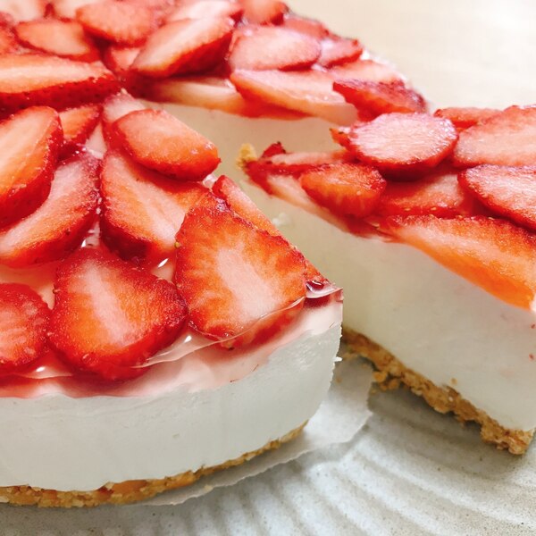 苺のヨーグルトムースケーキ レシピ 作り方 By ちょやママ 楽天レシピ 苺のヨーグルトムースケーキ レシピ 作り方 By ちょやママ 楽天レシピ