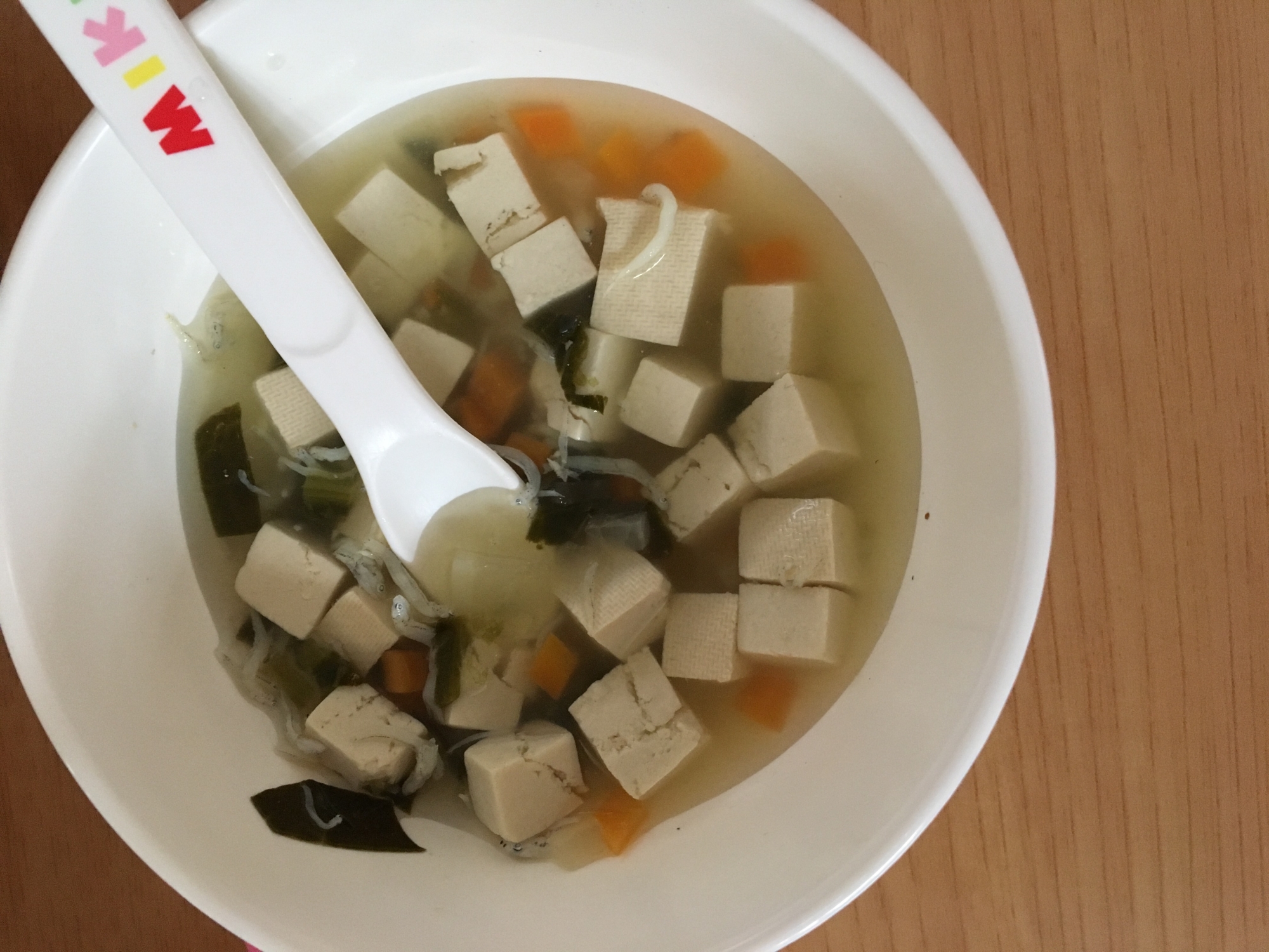 離乳食完了期 しらすと木綿豆腐とほうれん草の出汁煮 レシピ 作り方 By Xmickyx 楽天レシピ