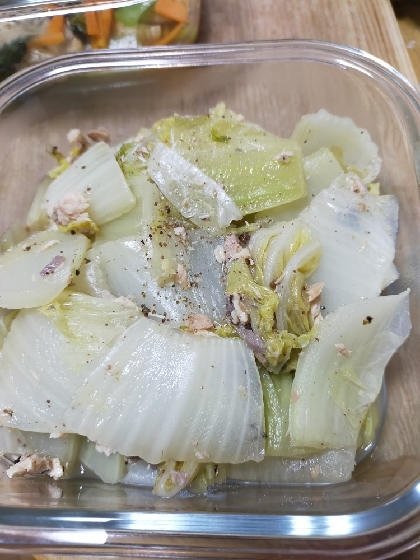 鮭缶で簡単☆白菜鮭煮