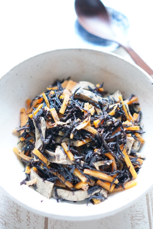 栄養満点 ひじきと高野豆腐のふっくら煮 レシピ 作り方 By あつママ29 楽天レシピ 栄養満点 ひじきと高野豆腐のふっくら煮 レシピ 作り方 By あつママ29 楽天レシピ