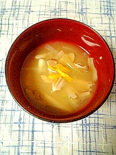☆舞茸玉葱の柚子味噌汁☆