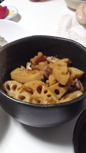梅シロップで。レンコンと鶏肉の炒め煮
