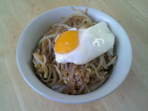 節約レシピモヤシのあんかけ丼