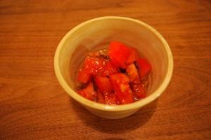 【あと一品の小鉢料理】トマトのもずく酢和え