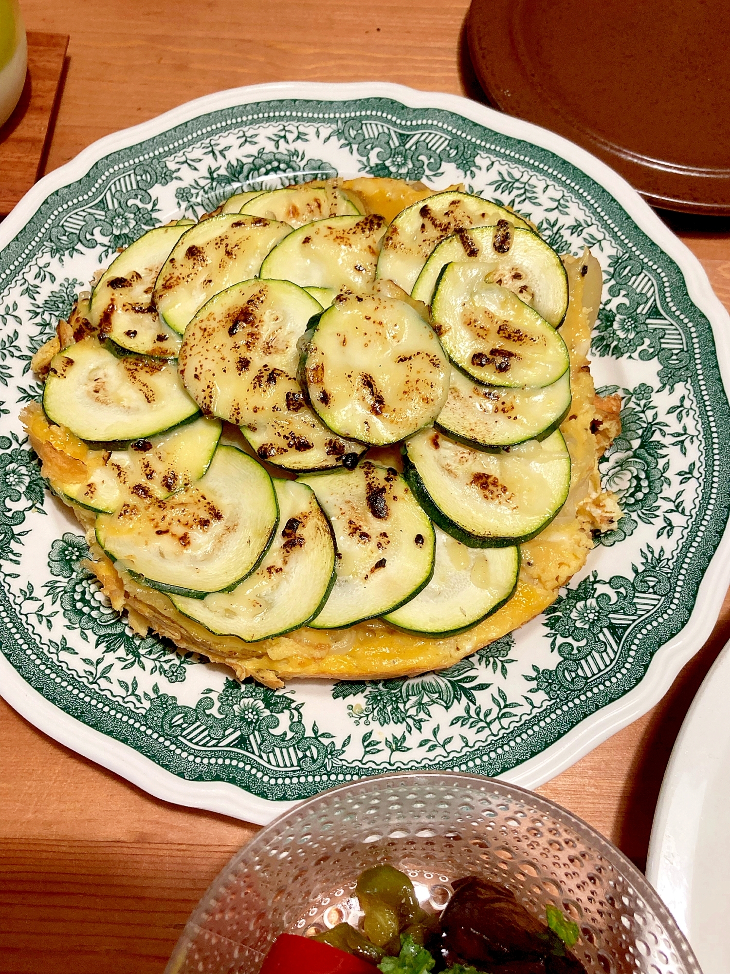 お野菜たっぷり　ズッキーニのオムレツ