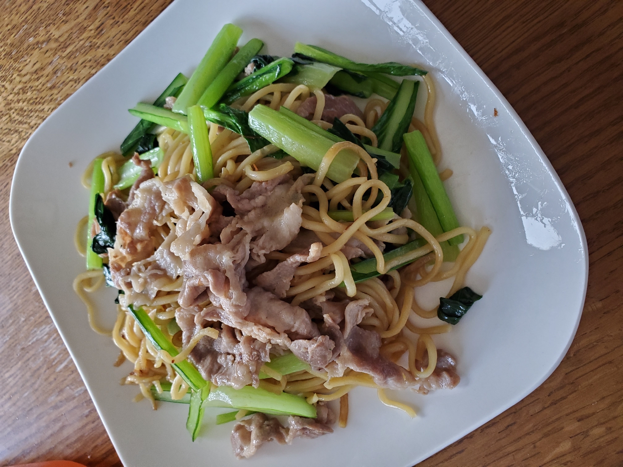 小松菜と豚肉の焼きそば