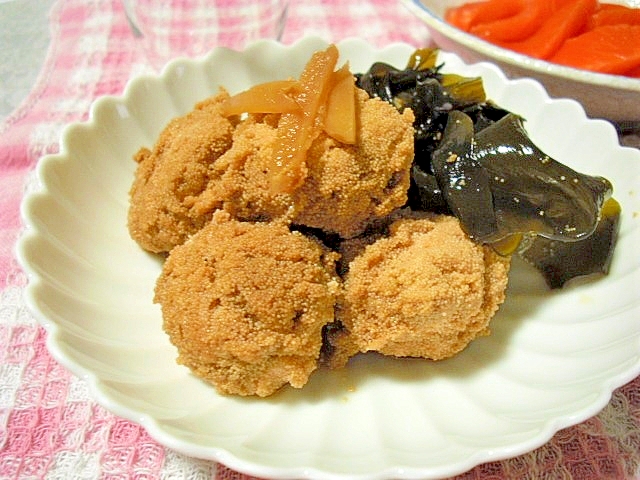 生鱈子とわかめの花煮