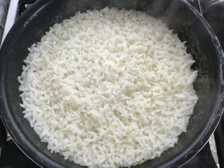 簡単フライパン炊飯（お米１合につきお水２００ml）