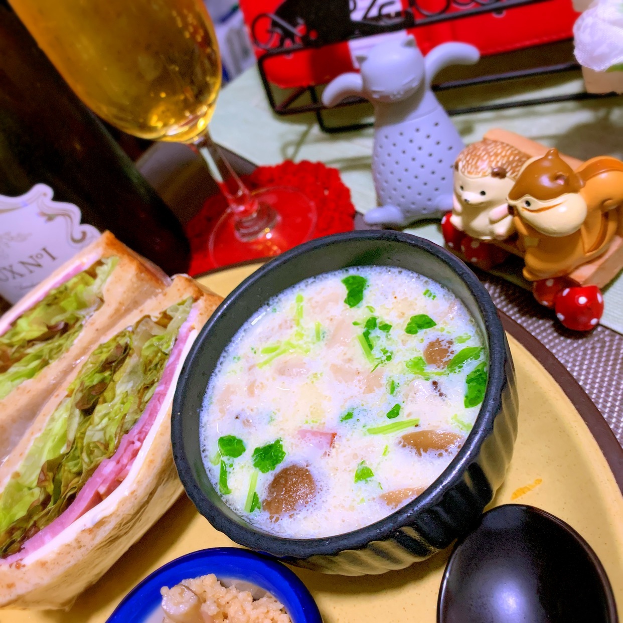 茸とベーコンの豆乳スープ
