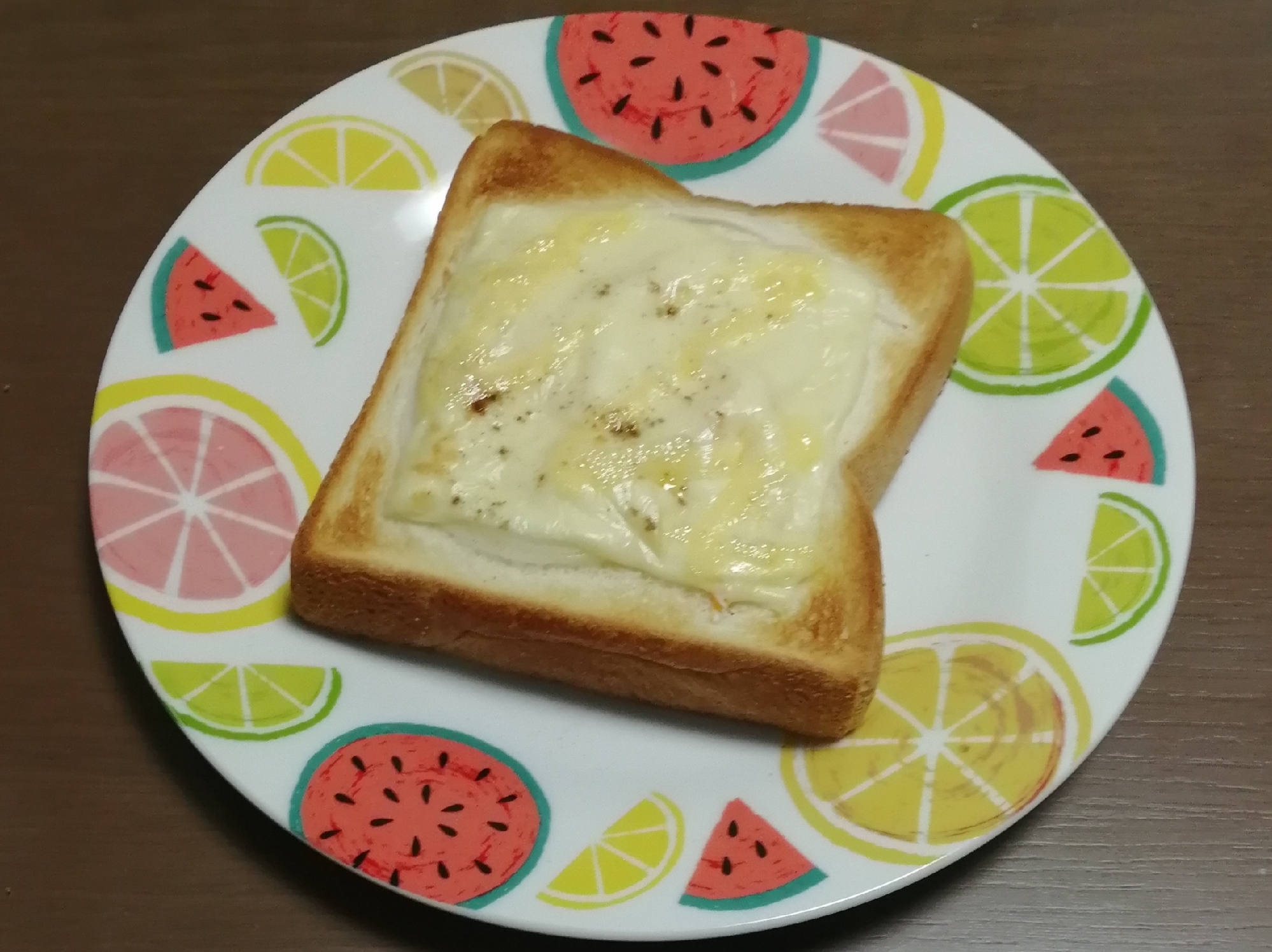 玉ねぎラー油トースト