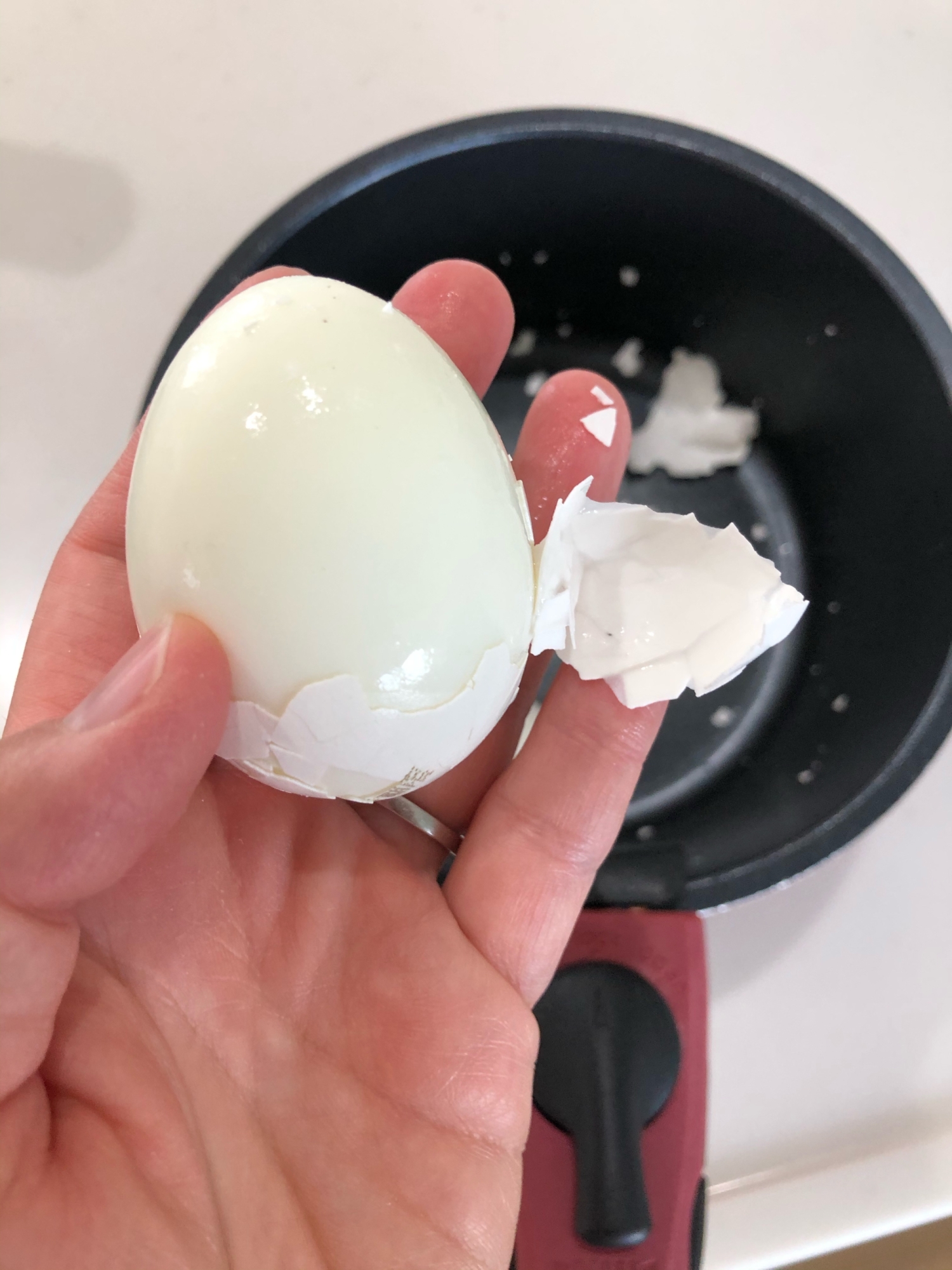 簡単☆茹で卵の剥き方