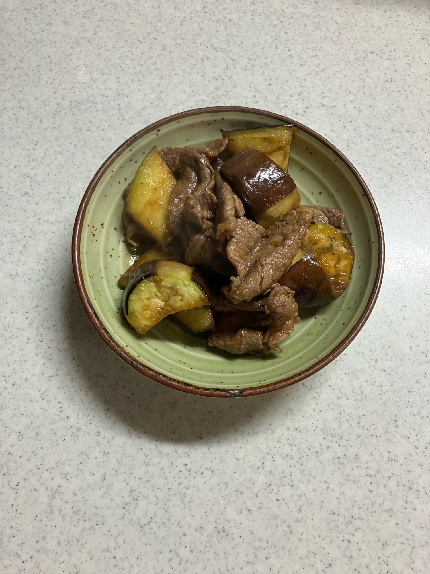 少量★なすと牛肉炒め
