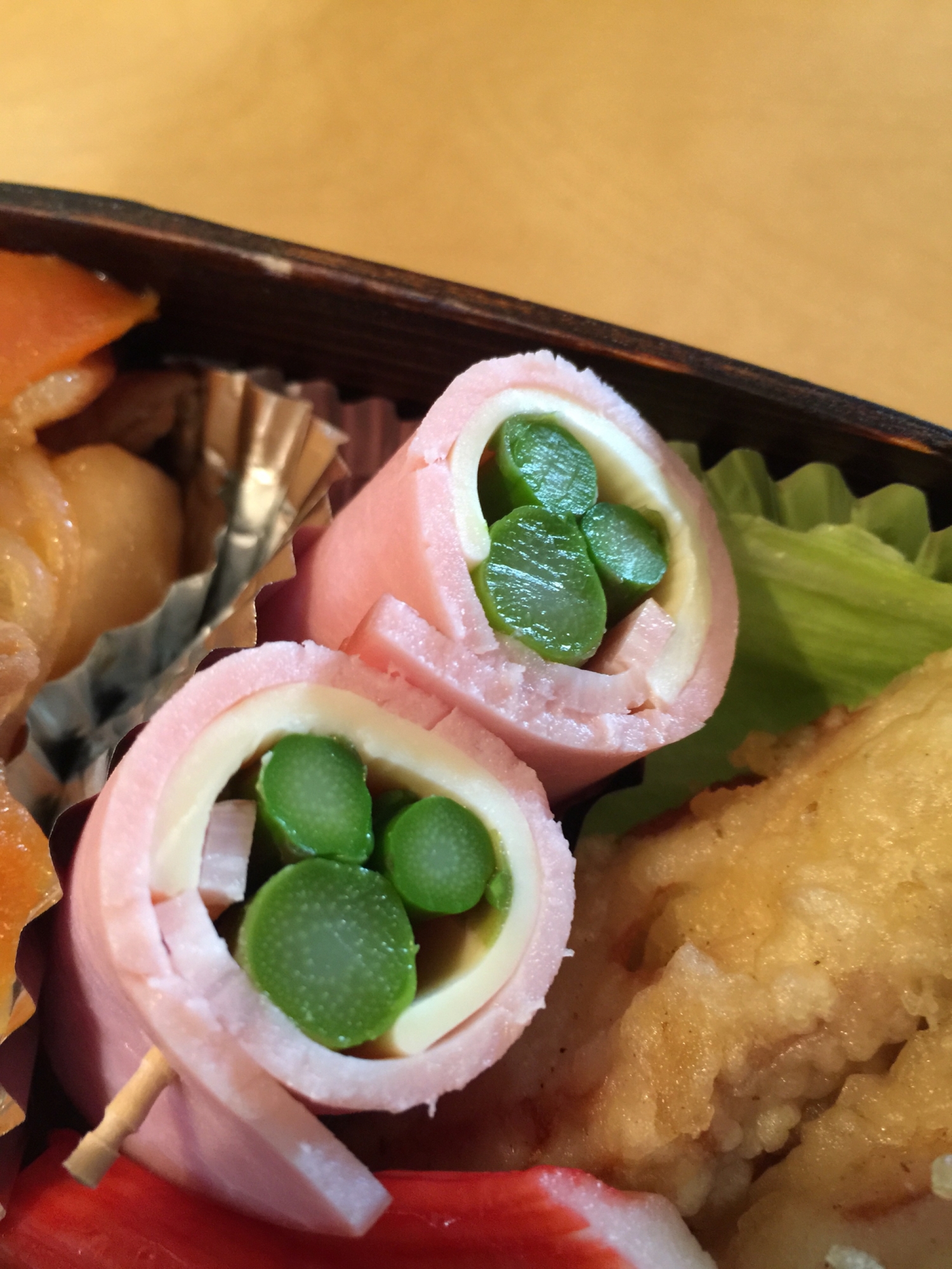お弁当に ハムとチーズのアスパラ巻き レシピ 作り方 By こたなれ 楽天レシピ