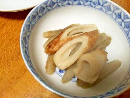 竹輪と　ごぼうの　あっさり煮物