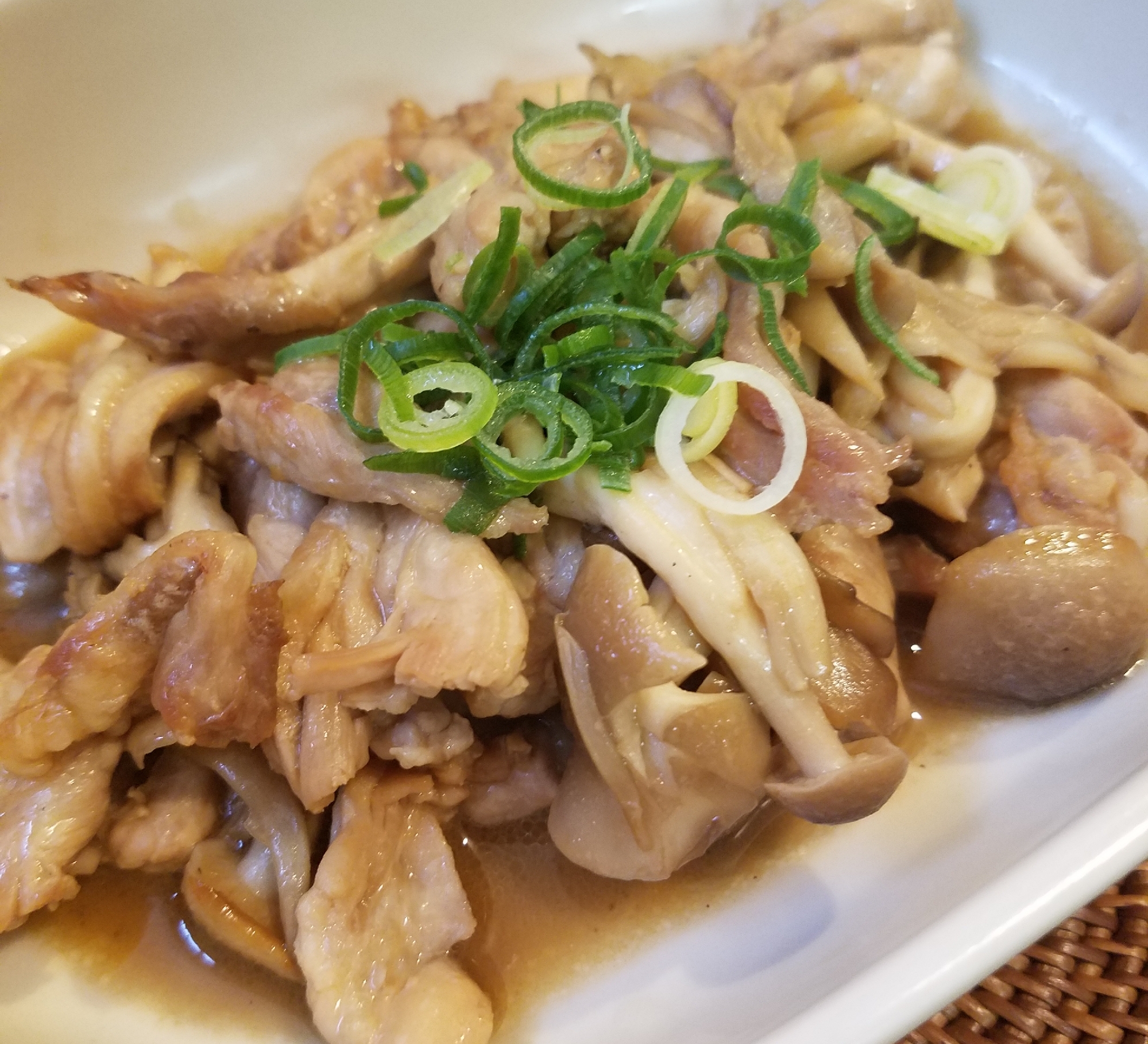 簡単すぎる せせりときのこのバターポン酢炒め レシピ 作り方 By ほねーきんさん 楽天レシピ