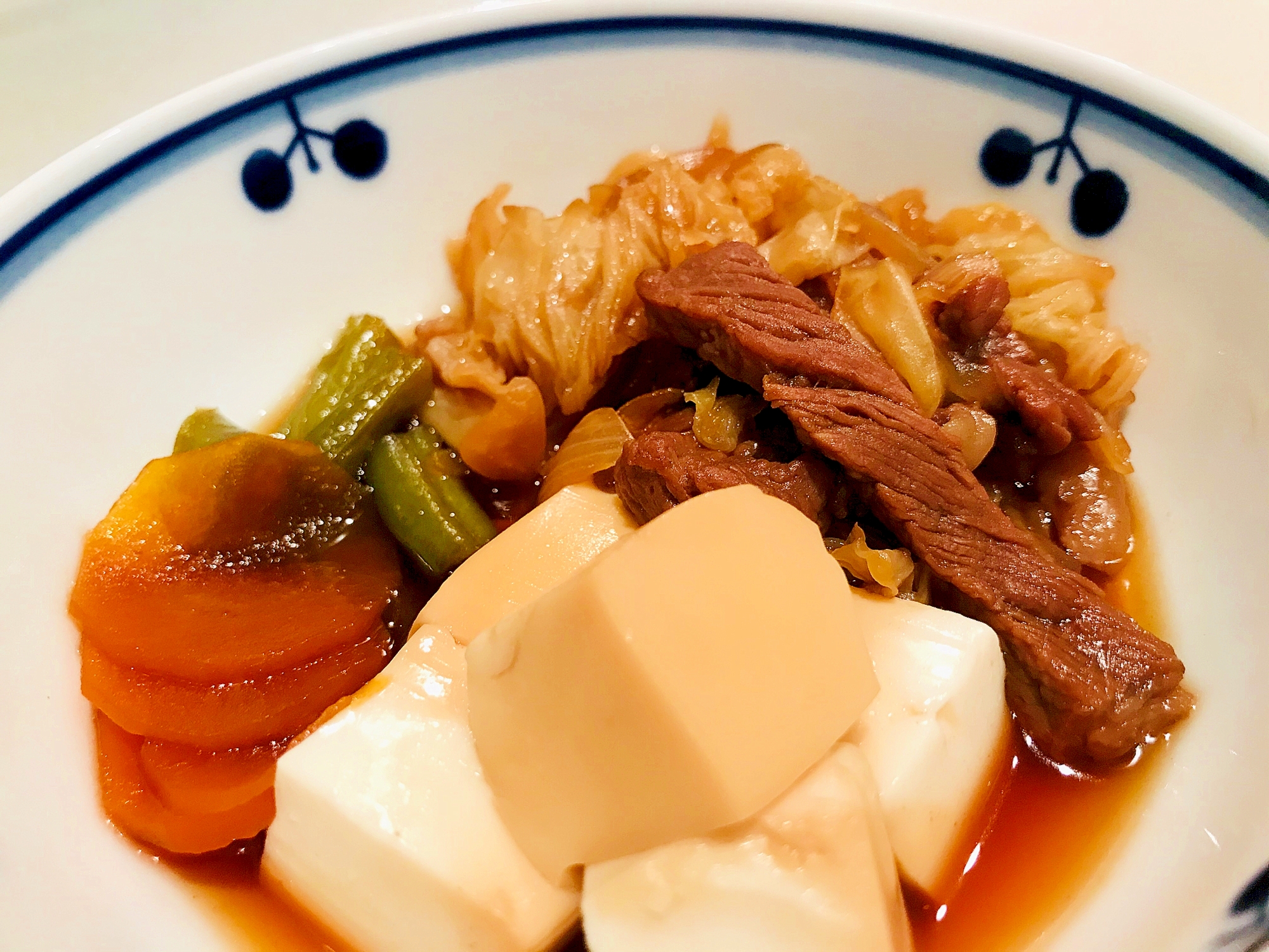 *薄切り肉や焼豆腐がなくても!すき焼き風*