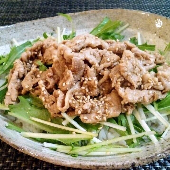 ♪味付け簡単♡お手軽味噌豚丼♪