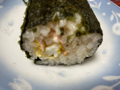 卵巻き納豆の海苔巻き寿司