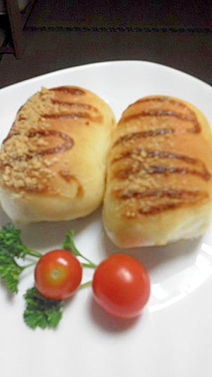 チーズの香り♪　ウインナーパン(HB生地)