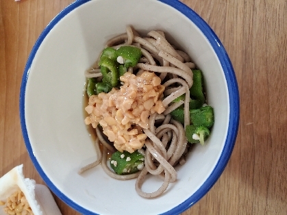 ざる蕎麦（納豆と大根おろし）