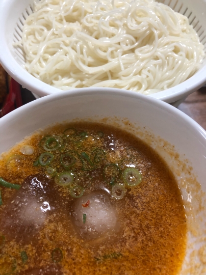 簡単にできました！
辛いものが好きなので、たまには味変でそうめん作りたいと思いました＾＾