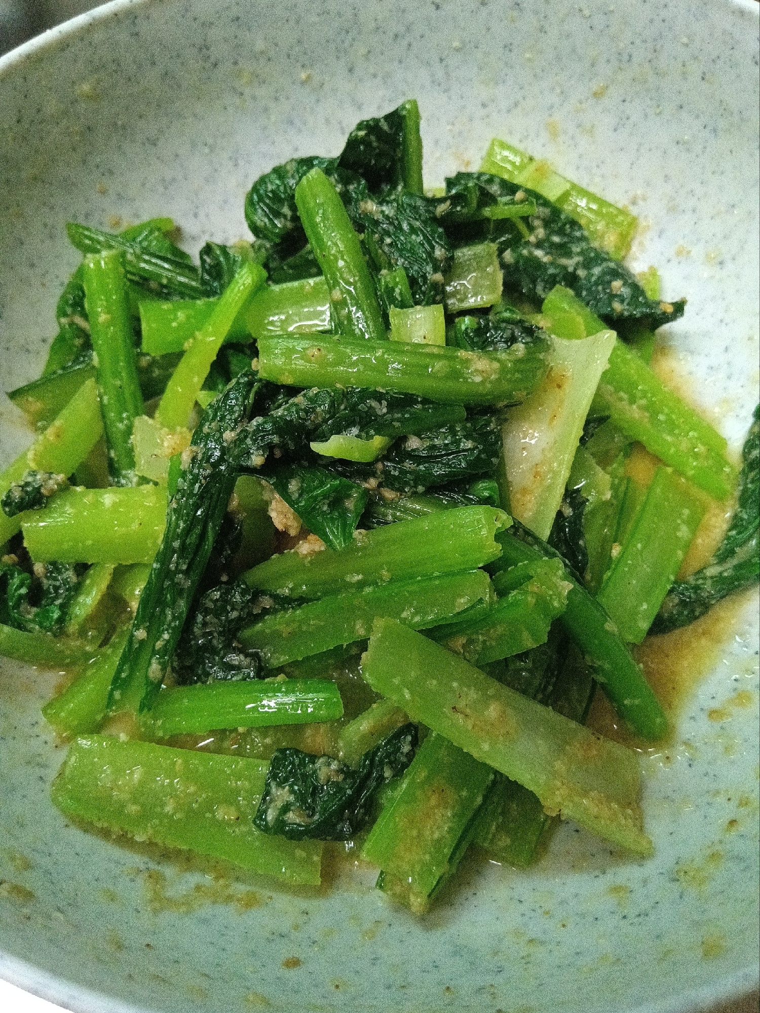 小松菜の辛子胡麻和え