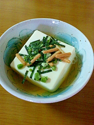 豆腐の冷たいお茶漬け