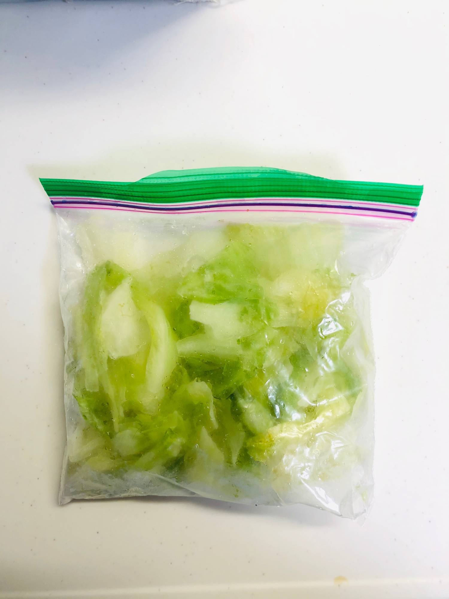 【余った野菜冷凍保存】傷む前にレタスを冷凍保存