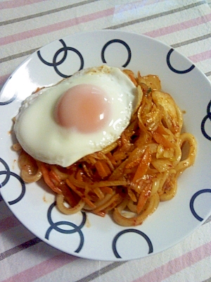 ☆キムチうどん☆焼肉のタレで味を決めよう♪