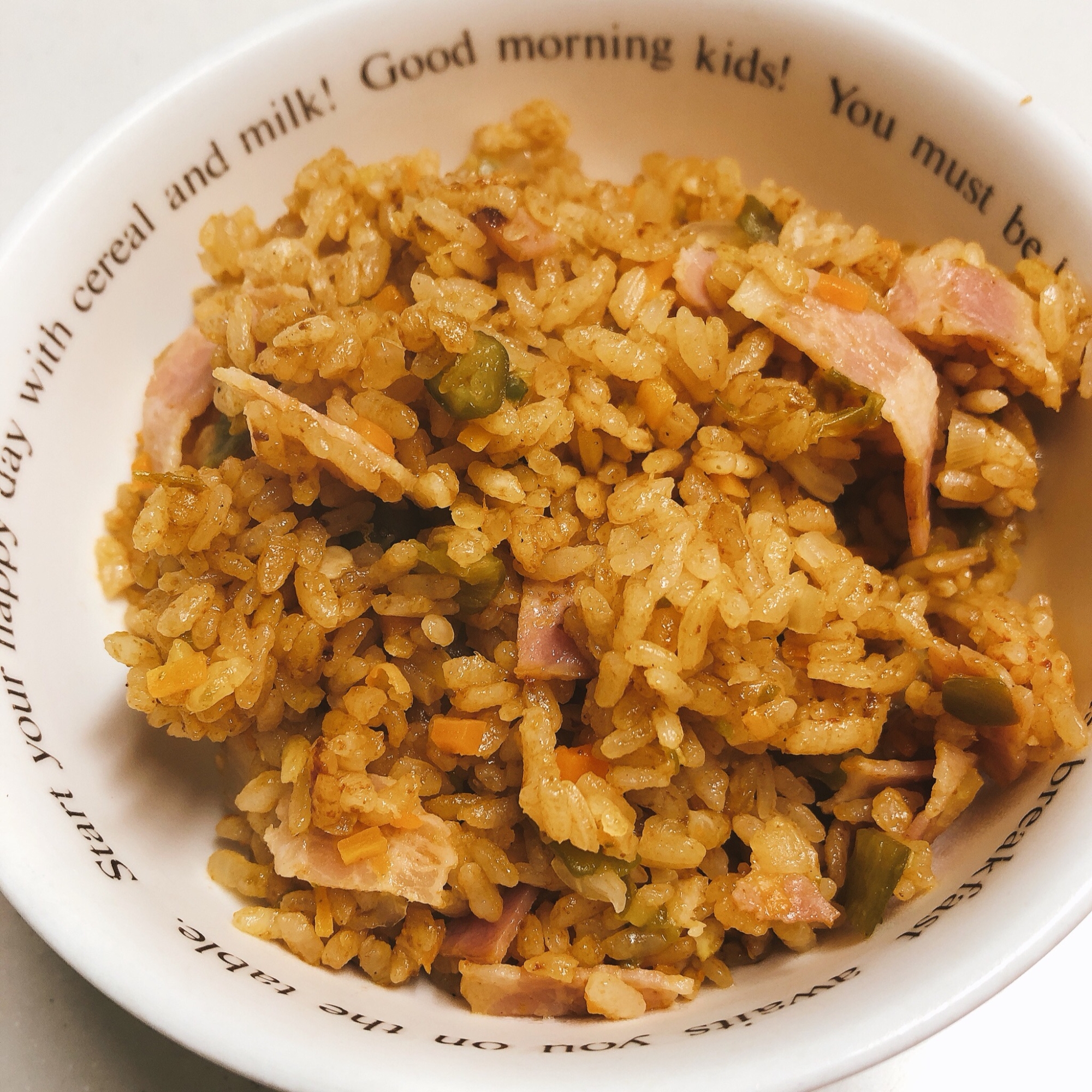 炊飯器で♪ベーコンと野菜のカレーピラフ